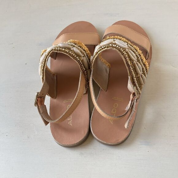 ALDO Belimandra Shell Fringed Beaded Embellish Ankle Strap Flat Sandals Size 6 - Picture 4 of 10